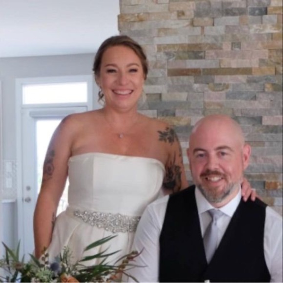 Meet your Posher, Jennifer - Picture 1 of 1